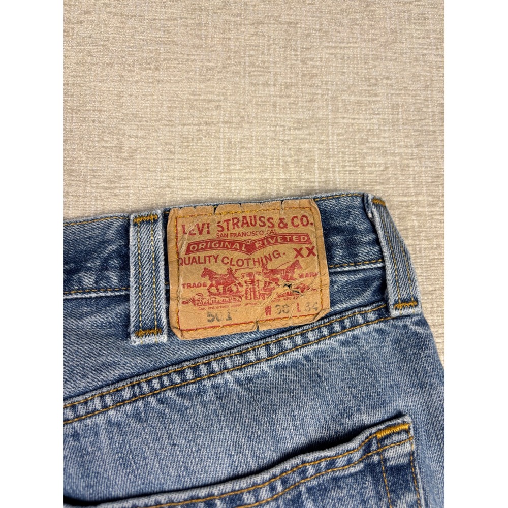 Vintage Levis 501 Mens 36x30 Jeans Light Distress Festival Faded Denim - Picture 10 of 13